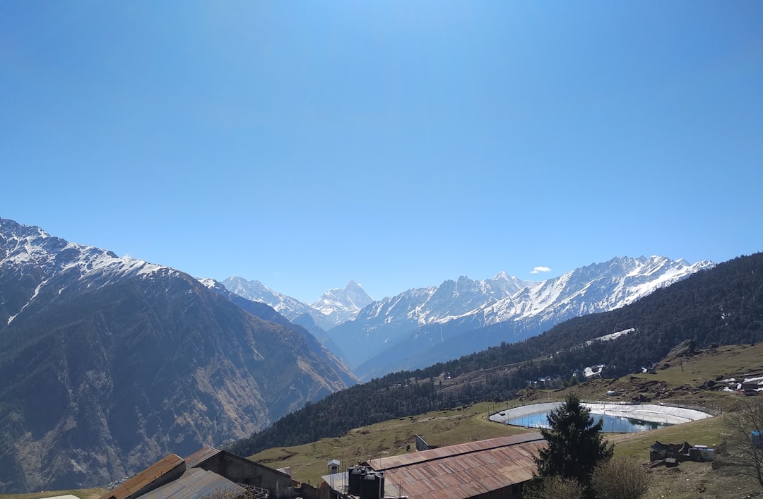 Dehradun to Auli taxi