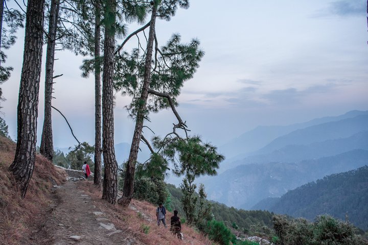 Dehradun to Haldwani Cabs