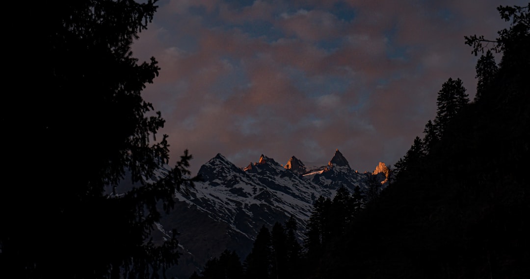 Delhi to Kasol Taxi